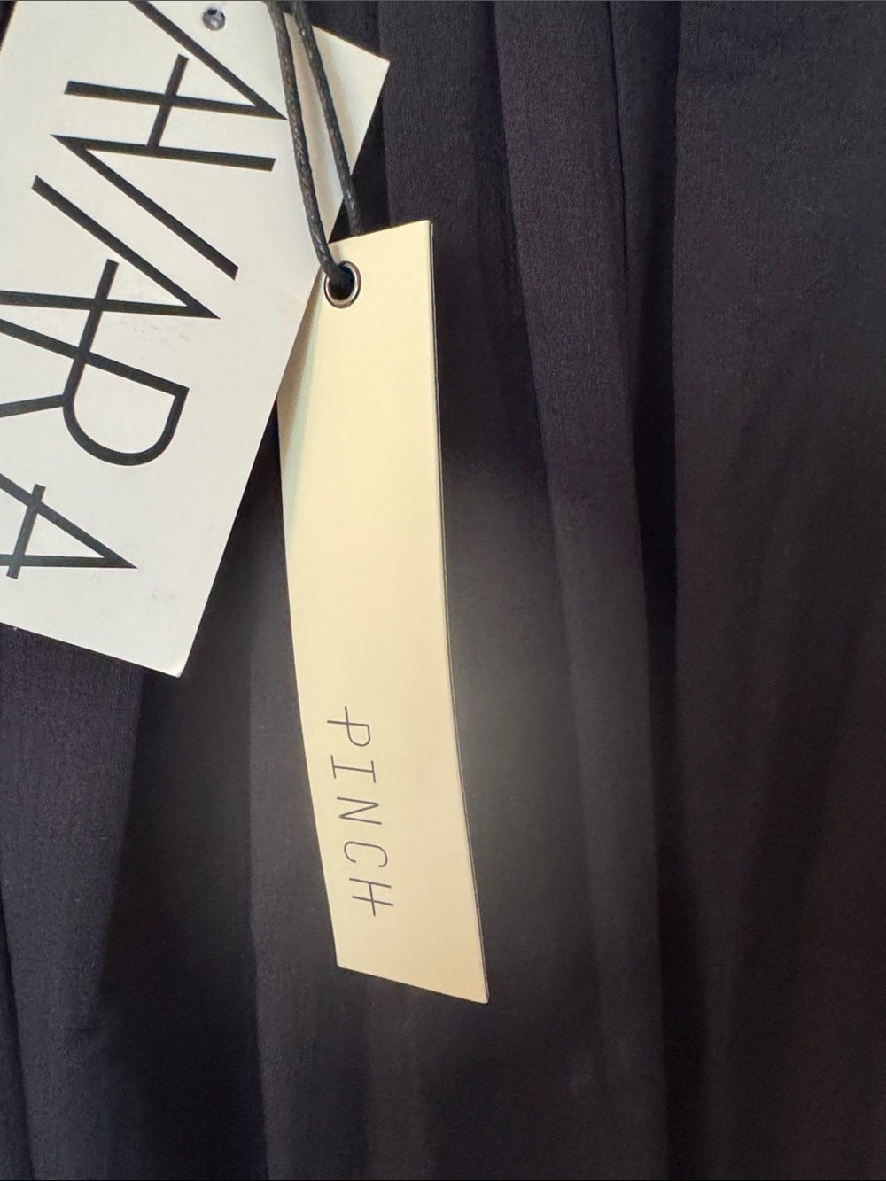 Pinch Black Sleeveless Maxi Dress with A-Line Flow - Picture 4 of 8